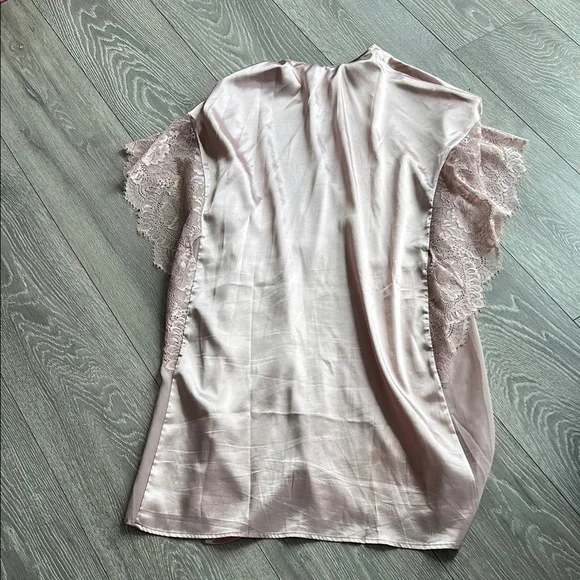 Satin Pink Lace Trim Dressing Gown - Picture 6 of 7